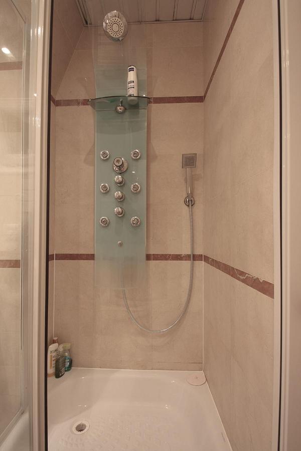 Bridgestreet St Germain Apartment Paris Luaran gambar